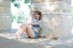 震撼！顶级奢侈品品牌代言人涉嫌侵吞公款，背后金额惊人