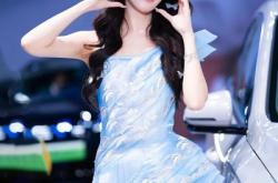 李婧尴尬“整容前后”对比照曝光，完美形象破碎！