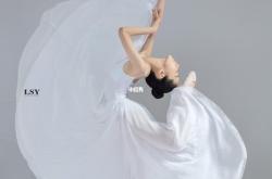 顶流小花惊天“代孕”实锤？前助理反水晒合同，海外行程时间线全对得上